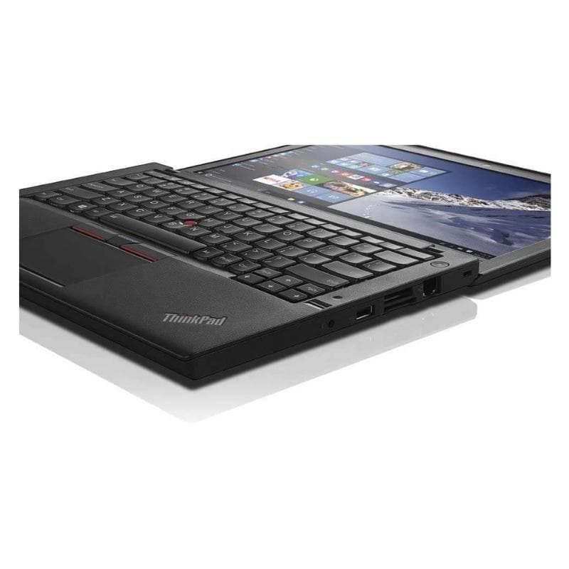Lenovo x260 6th gen i7 8gb ram/256ssd